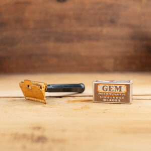 Rasoir de sûreté d'occasion gem