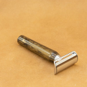 rasoir-de-securite-artisanal-mred-manche-resine-bronze