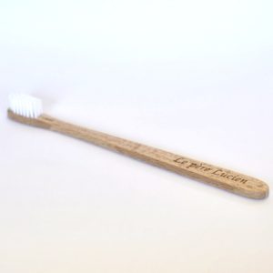 brosse-a-dents-bois-de-hetre-lpl